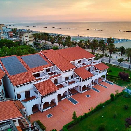 Residence Elle San Benedetto del Tronto Exterior foto